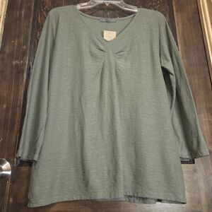 NWT Cut Loose Olive Long Sleeve Top Sz XL